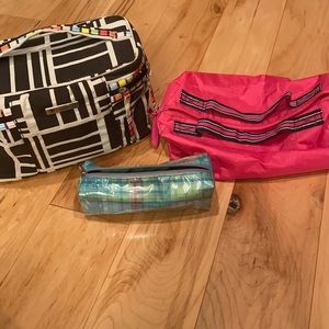 3 make up bags!! 3 different sizes ❤️😘🥰🤗